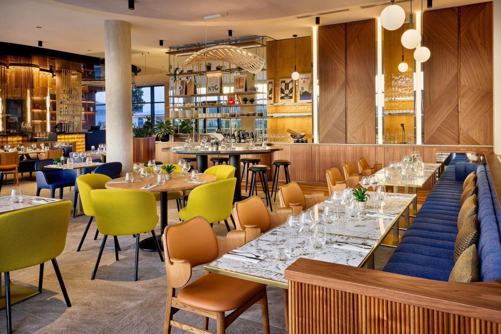 Courtyard By Marriott Lyon Eurexpo Stadium Genas Bagian luar foto